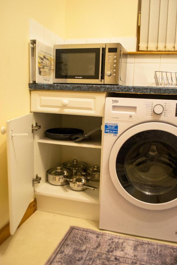 Superb 2 Bedroom Flat - Refurbished Dec 2024 Inverness Ngoại thất bức ảnh